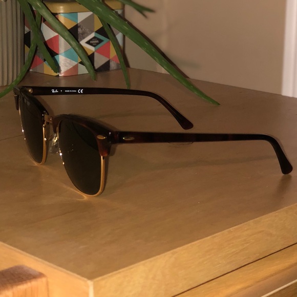 Ray Ban Clubmaster Sunglasses - Picture 3 of 3
